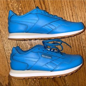 Reebok Classics Women’s Blue Sneakers 7